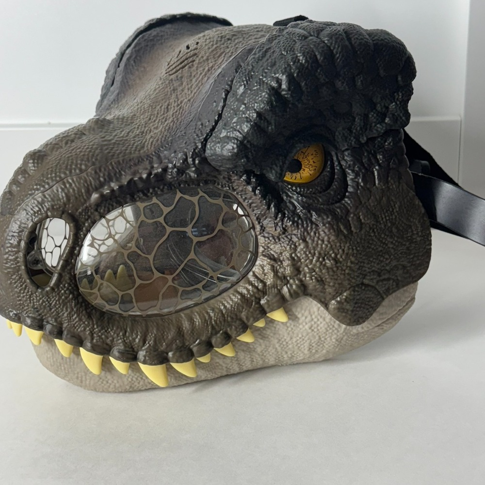 Jurassic World Dominion Chomp N Roar Tyrannosaurus T Rex Dinosaur Mask